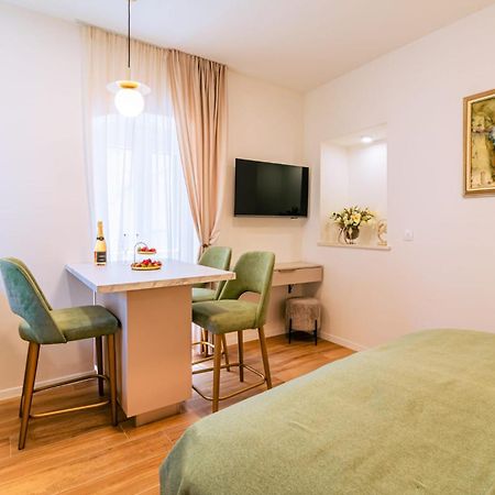 Apartamento Luxury App Palace Old Town& Studio Green Melody With Terrace Split Exterior foto