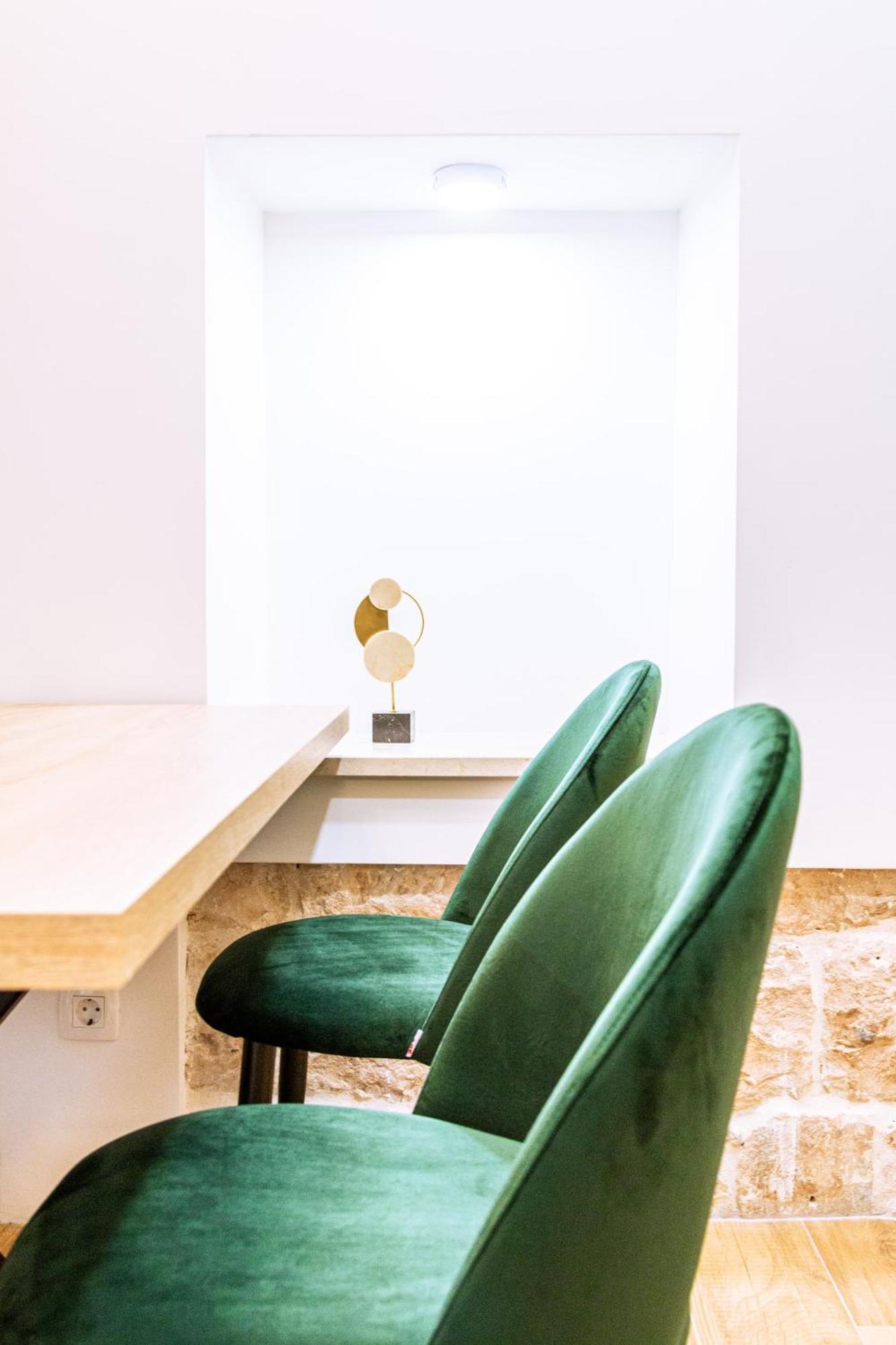 Luxury 2 Bedroom-2 Bathroom Apartment & Studio App With Rooftop Terrace Split Habitación foto