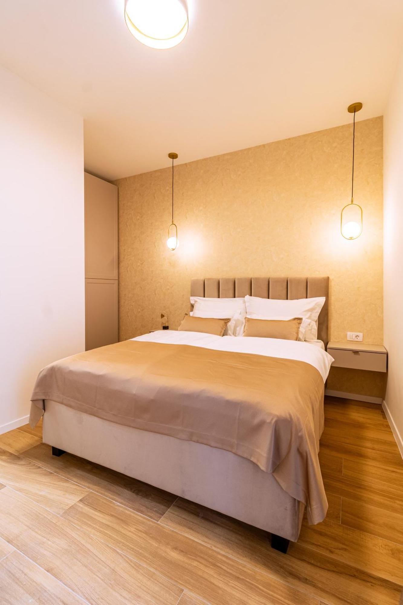 Luxury 2 Bedroom-2 Bathroom Apartment & Studio App With Rooftop Terrace Split Habitación foto
